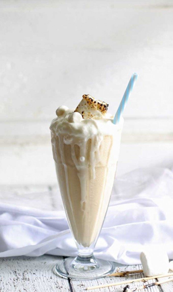 Nutella Ferrero Rocher Milkshake » The Thirsty Feast