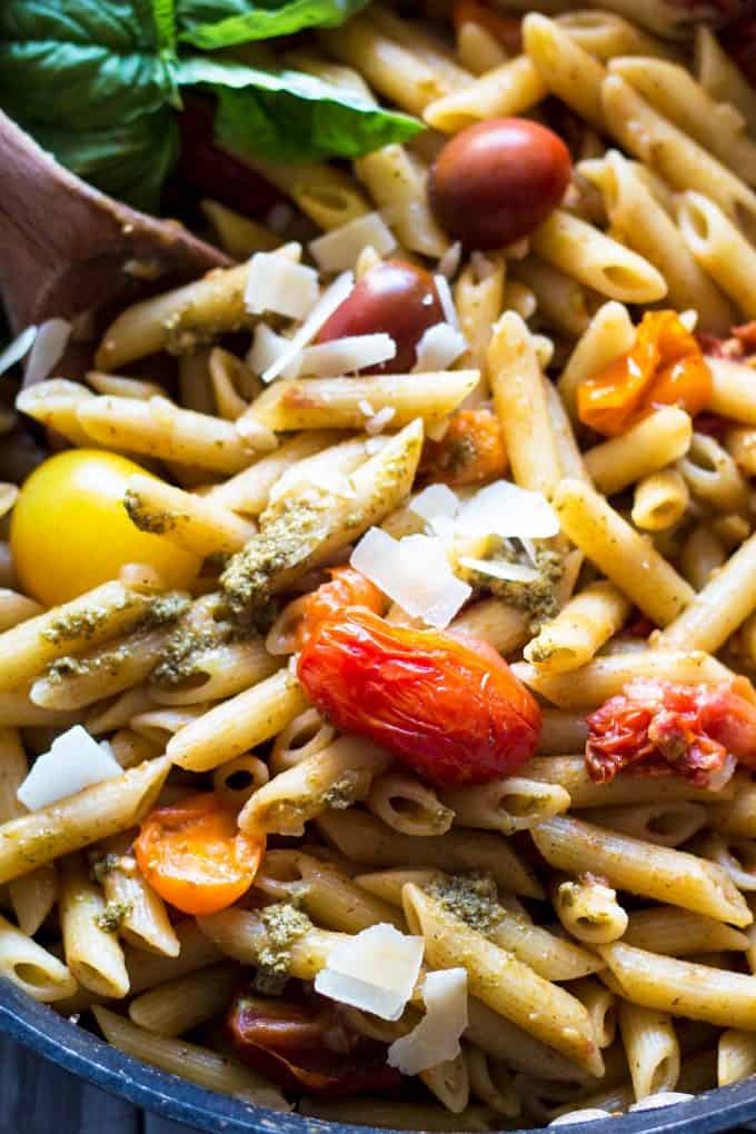 One Pot Tomato and Pesto Pasta » The Thirsty Feast by honey and birch