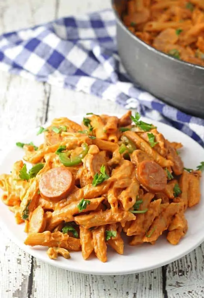 https://www.honeyandbirch.com/wp-content/uploads/2018/06/one-pot-spicy-sausage-skillet-5-680x991.jpg.webp