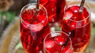 Vanilla Cranberry Mimosa