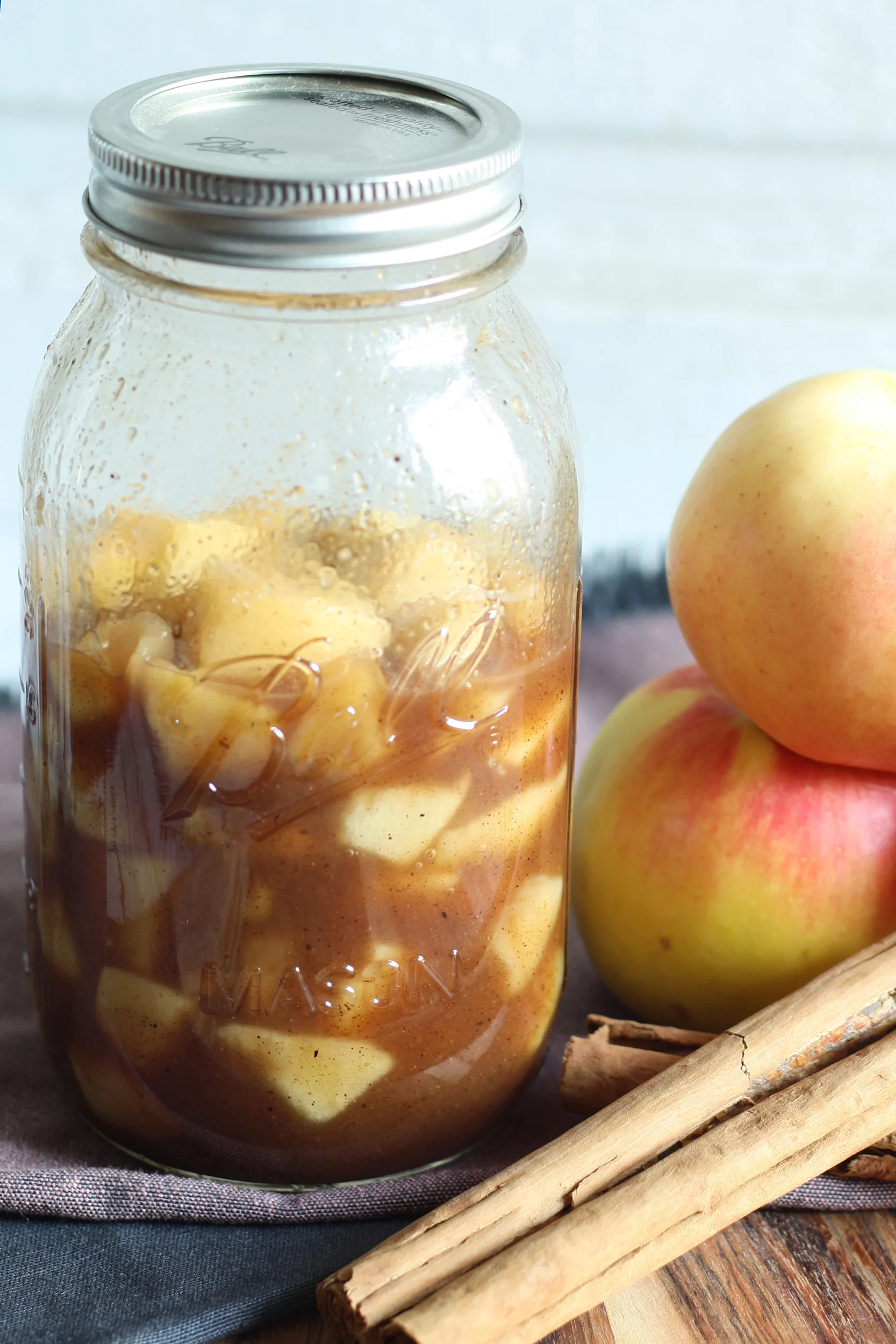 Cortland Apples and Apple Pie in a Jar Recipe