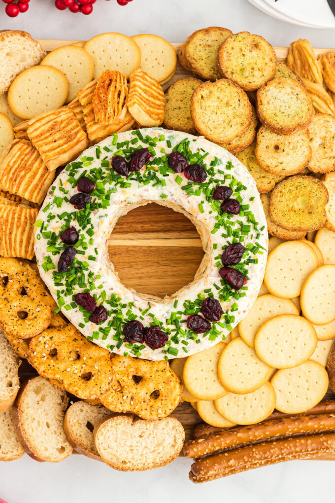 Christmas Wreath Cheese Ball Recipe » Holiday Appetizer